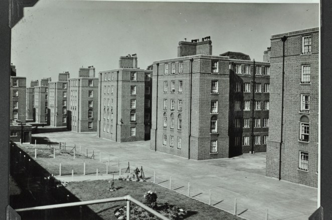 LMA_4656_D_04_002_0076A-e1425651535970